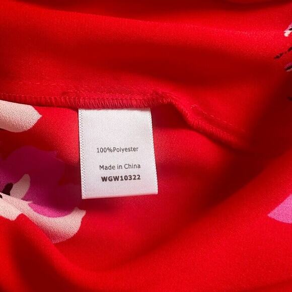 41 Hawthorn Breyson Pleated Detail Sleeveless Blouse Top Size Medium Red Floral - Picture 5 of 5